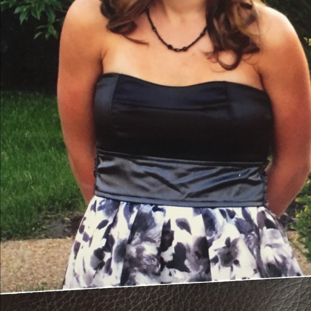 Strapless cocktail dress black and white